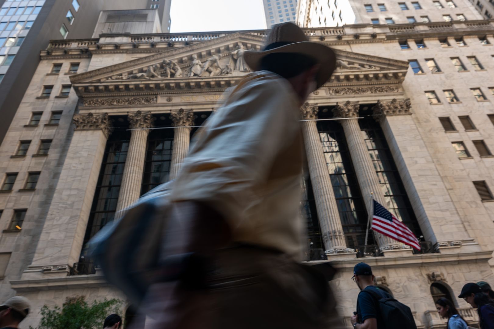 CRCL, COIN, MSTR Amongst Crypto Inventory Rally as Powell Indicators Potential September Price Cuts CRCL, COIN, MSTR Amongst Crypto Inventory Rally as Powell Indicators Potential September Price Cuts