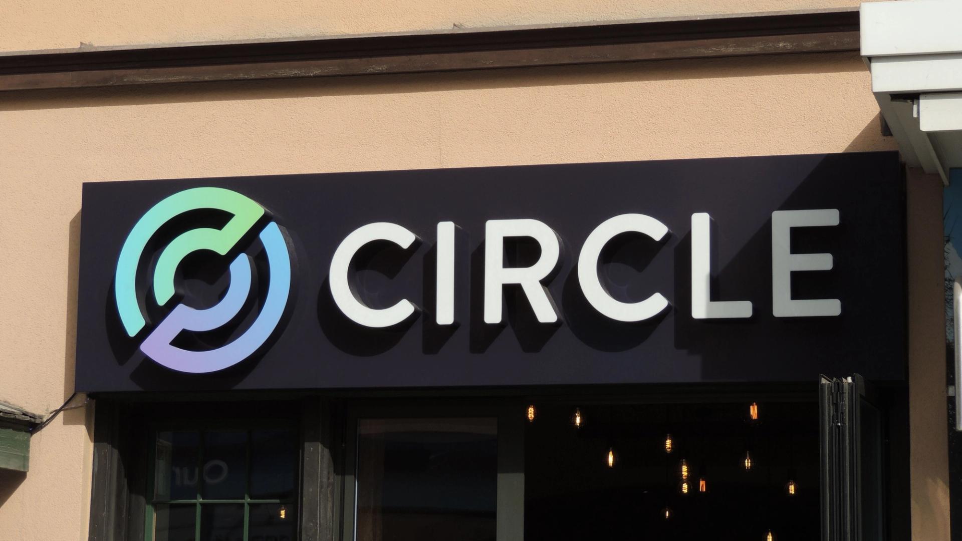 Coinbase-Circle USDC revenue sharing, FOMC minutes, oil price: Crypto Week Ahead