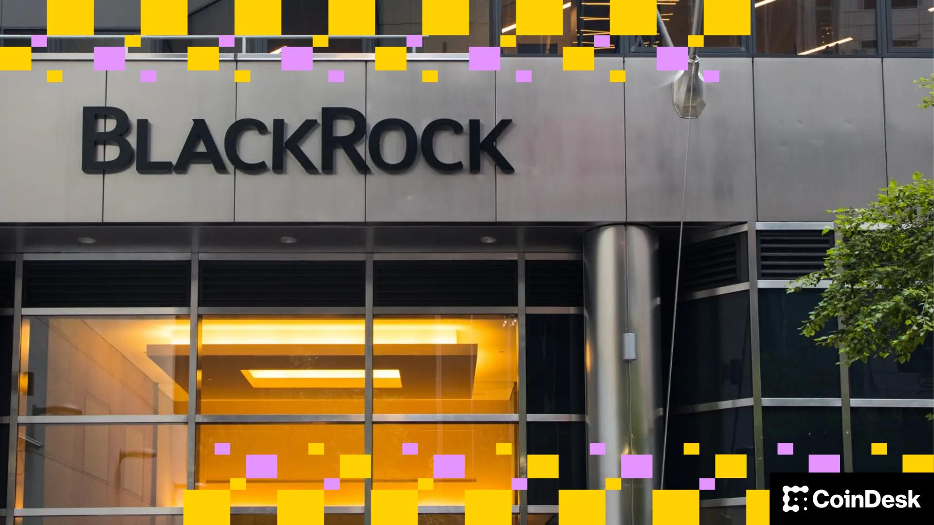 BlackRock’s Bitcoin ETF: Bearish Sentiment in IBIT Stays Strong for Two Straight Months