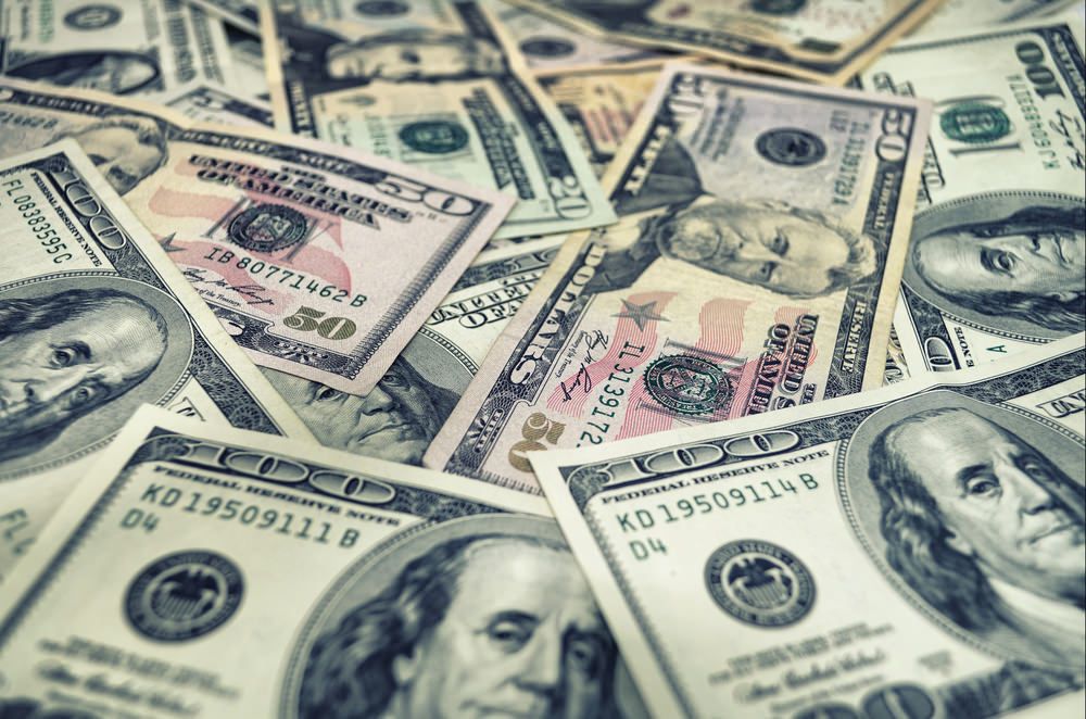 Índice do Dólar Cai Abaixo de 105 Enquanto o Bitcoin Ultrapassa US$ 88K