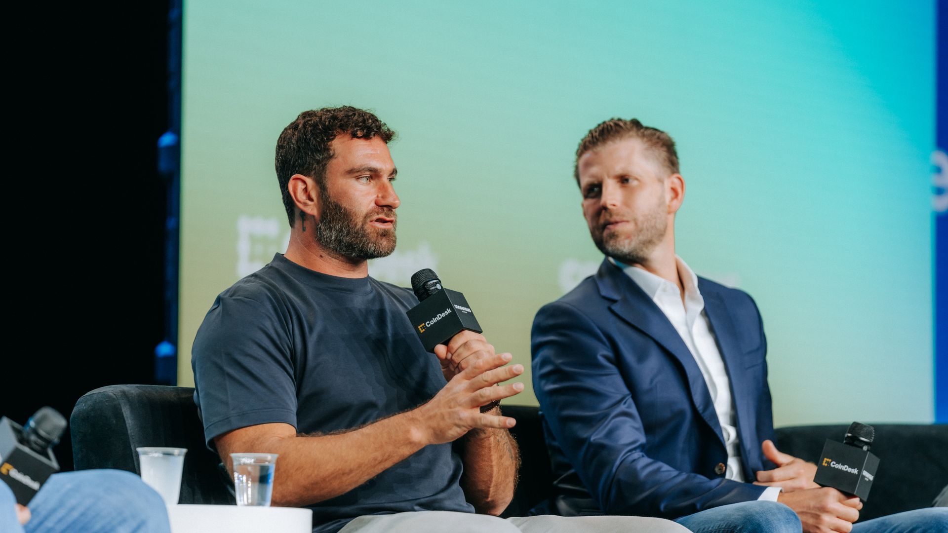 World Liberty’s Stablecoin Now Available on Multiple Networks Via Chainlink World Liberty’s Stablecoin Now Available on Multiple Networks Via Chainlink