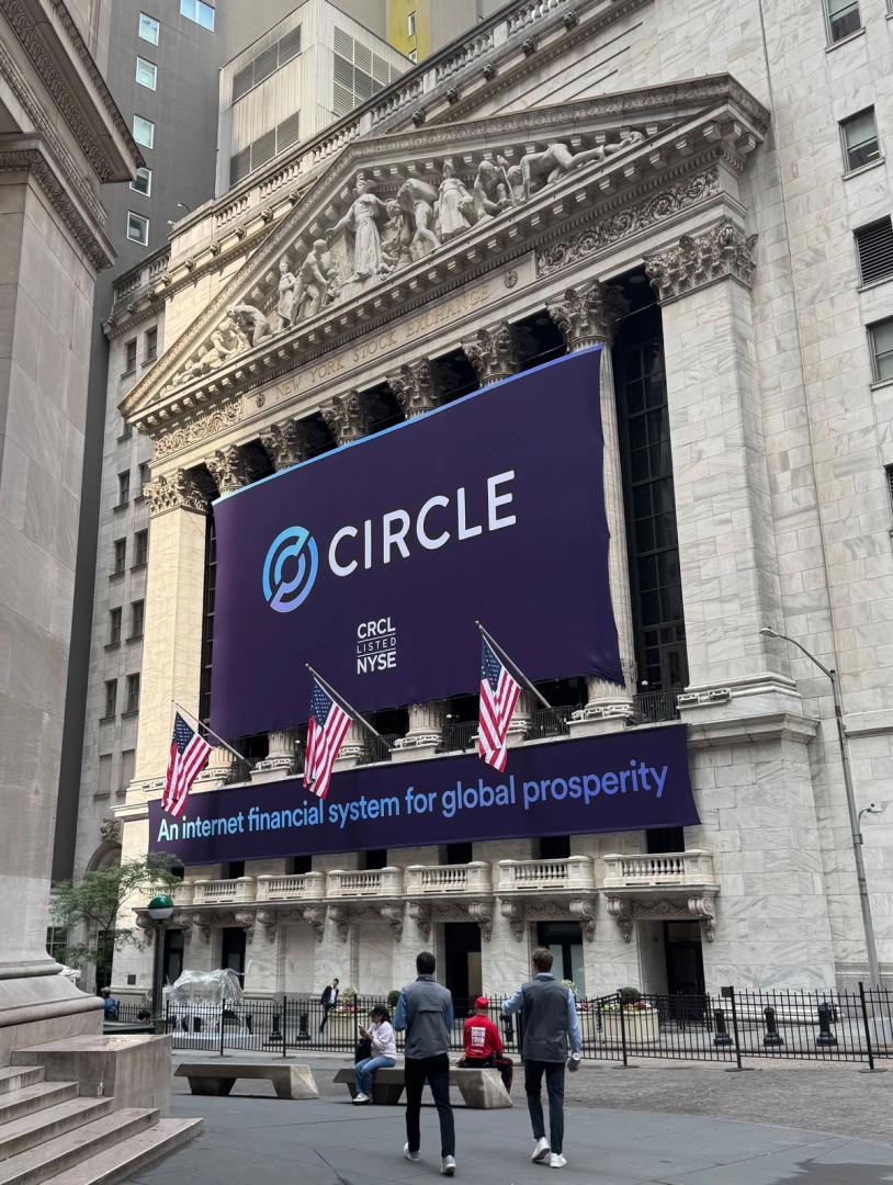 Circle Scores Big on IPO Fever Circle Scores Big on IPO Fever