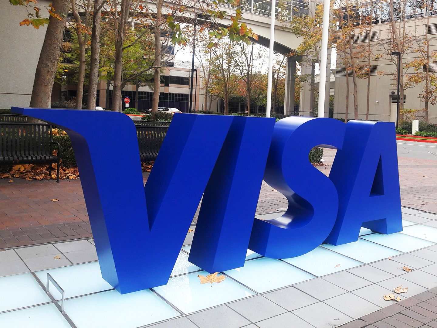 Visa Taps Solana and USDC Stablecoin to Boost Cross-Border Payments