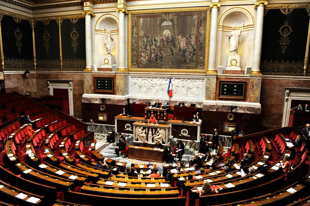 Proposed French tax on regulated stablecoins could drive crypto traders.