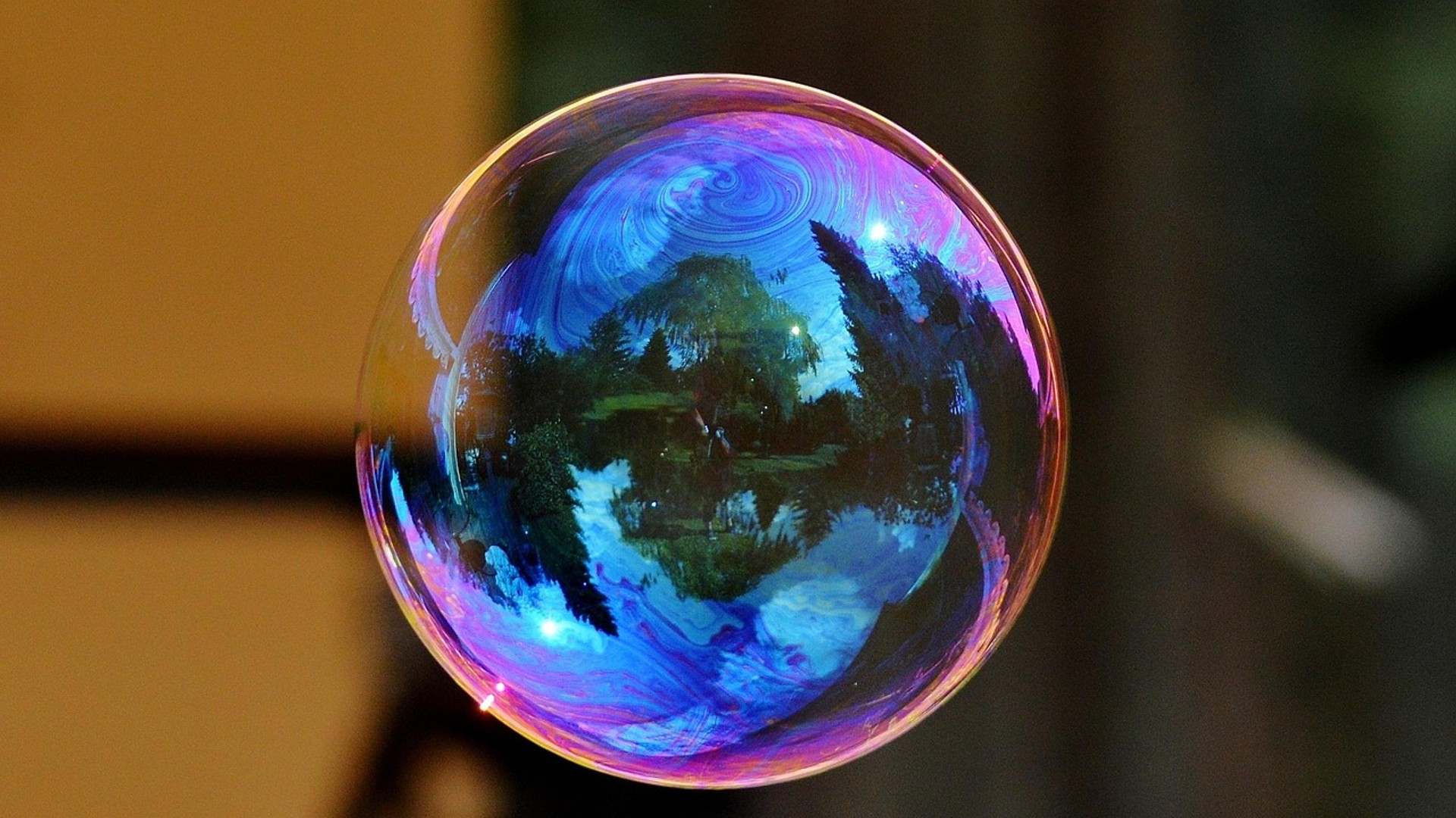 Live updates: An AI credit bubble could set up bitcoin’s path to $1 million, says Arthur Hayes