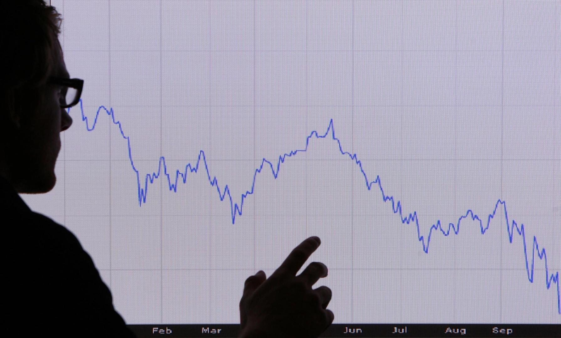 Bitcoin's ‘Inevitable’ Dip Below $100K Could Be Last Chance to Buy at That Level: Standard Chartered