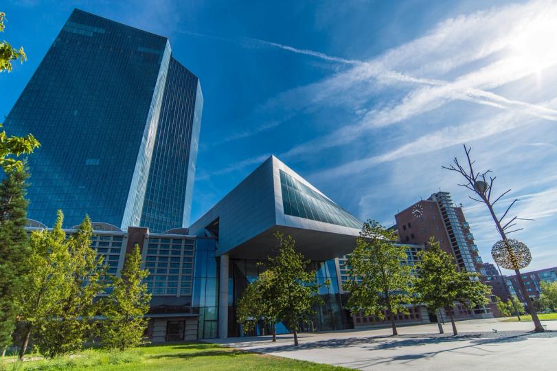 ECB Warns Stablecoins Like Tether's USDT, Circle's USDC Could Pose ...