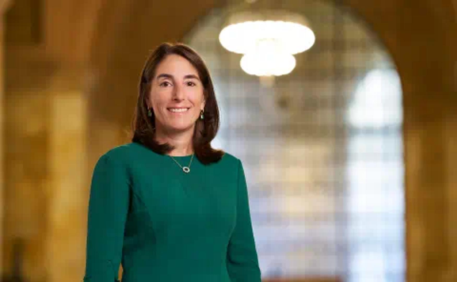 Fed’s Hammack Says ‘No’ to Rate Cut; Bitcoin Slips to Session Low Below 3K Fed’s Hammack Says ‘No’ to Rate Cut; Bitcoin Slips to Session Low Below 3K