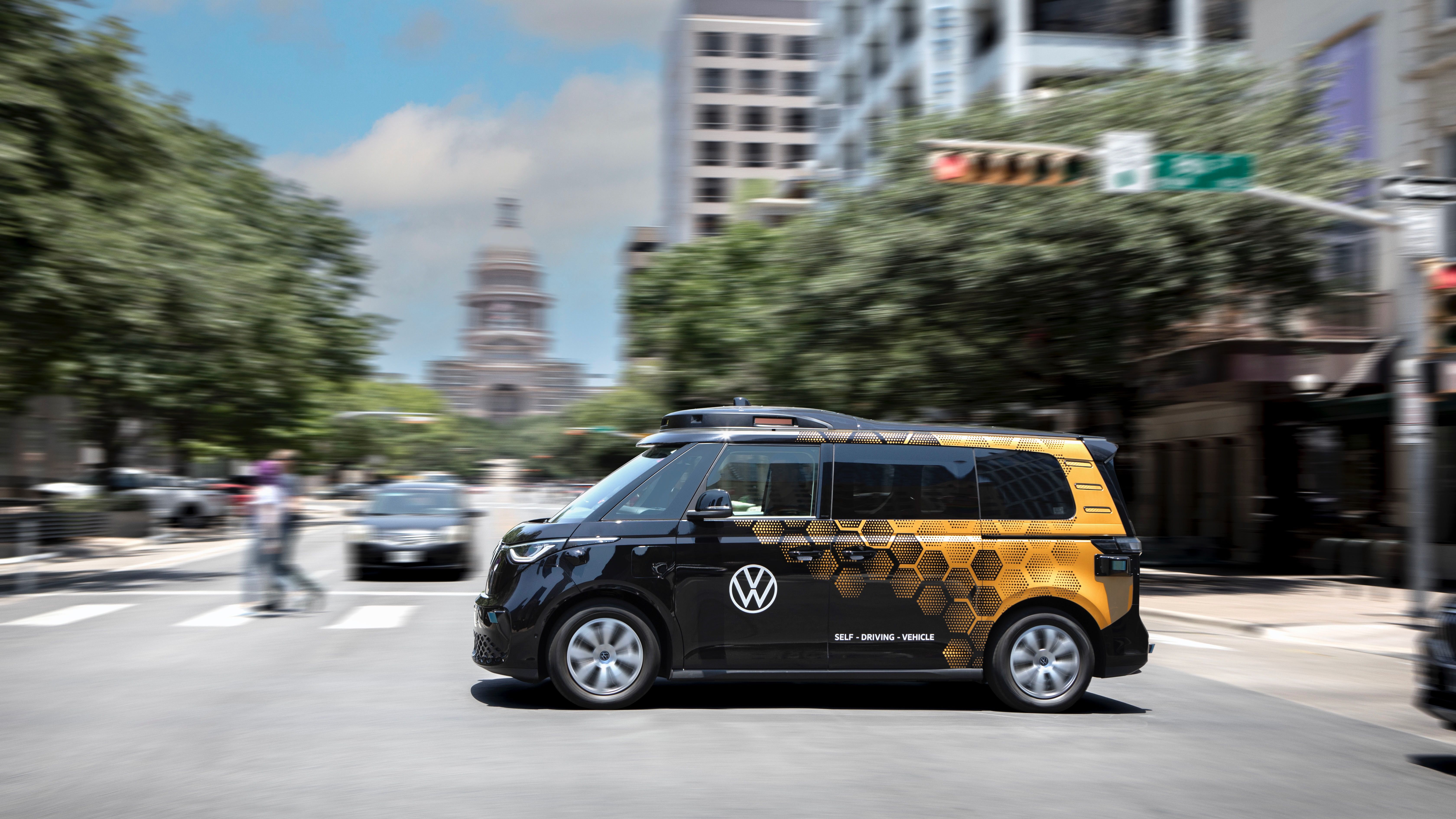 Hivemapper Says Volkswagen Is Using Solana-Powered Bee Maps