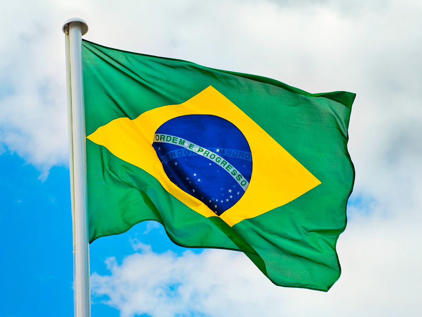 Coinbase Expands in Brazil, Allows Crypto Purchases With Brazilian Reals