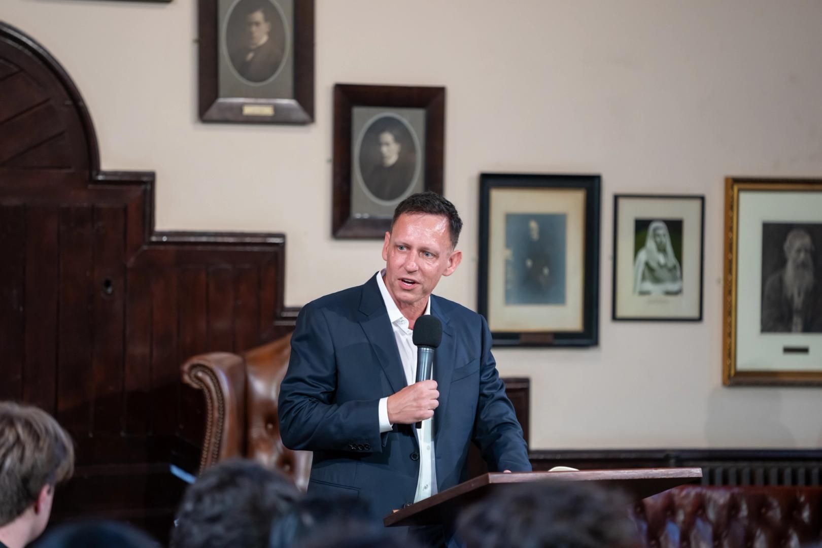 Peter Thiel Reveals 9.1% Stake in Tom Lee’s ETH-Focused Bitmine Immersion Technologies Peter Thiel Reveals 9.1% Stake in Tom Lee’s ETH-Focused Bitmine Immersion Technologies