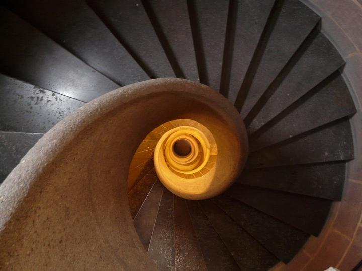 Bitcoin Price Could Collapse to $70K or Lower as Bull Market Is Over: Elliott Wave Expert