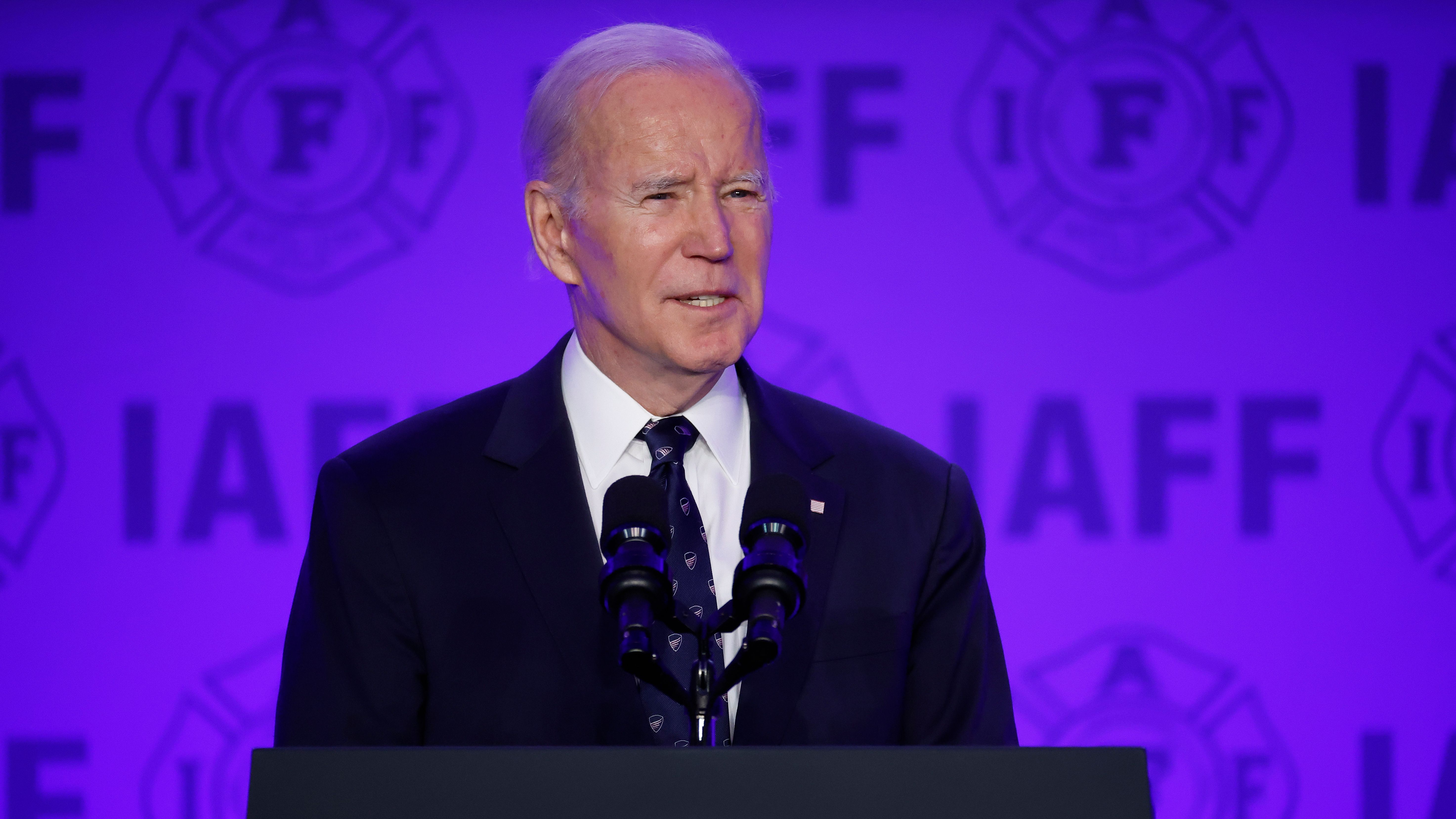 President Biden Calls for Stronger Bank Regulations in Wake of SVB, Signature Bank Collapses