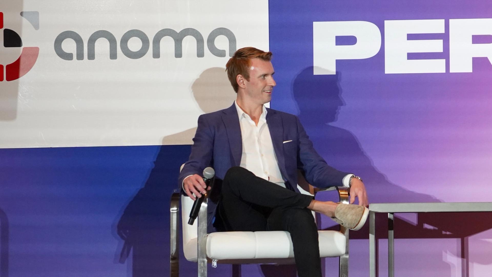 Crypto Clarity bill has 30% chance of passing this year, Wintermuteβs Hammond says