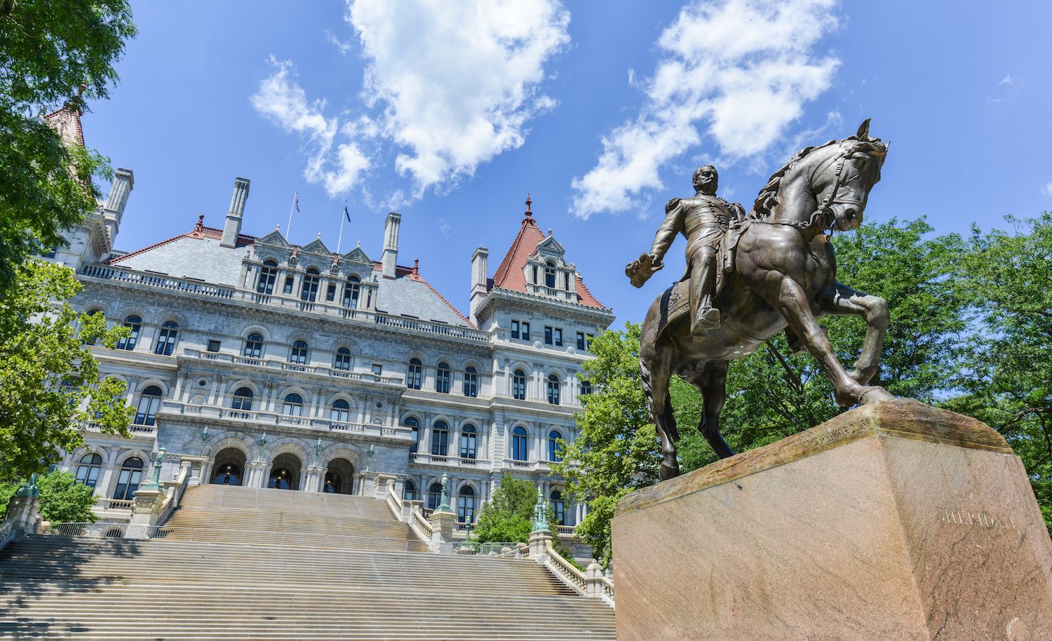 New York Lawmaker Proposes Study of State-Backed Cryptocurrency