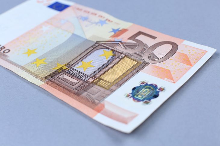 EU’s Leaked Digital Euro Bill Outlaws Interest, Large Holdings, Programmability