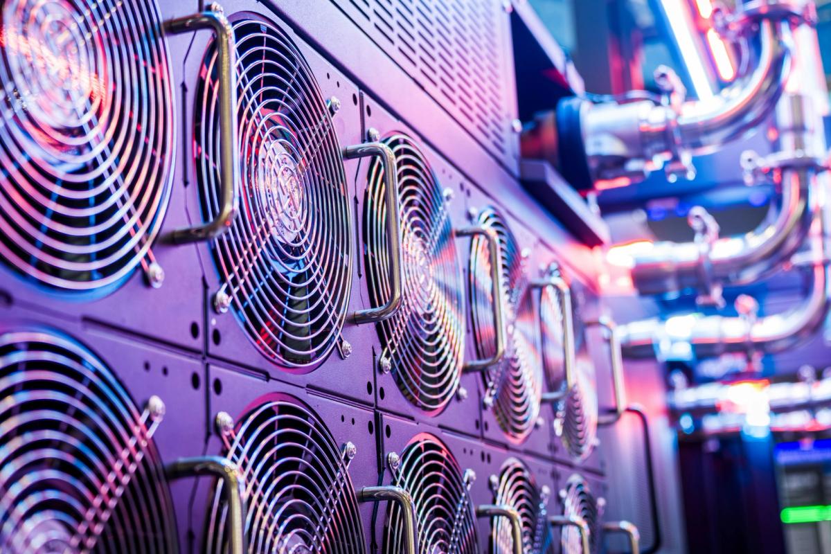 Bitcoin mining pool once handling 2.3% of network shuts after hashrate.
