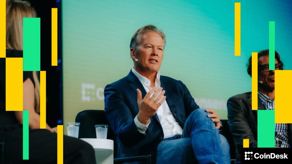 Bitcoin will 'massively' outperform gold over 10 years, says Pantera's Dan Morehead