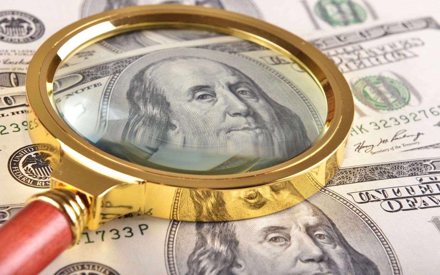 Ex-Google Chief Eric Schmidt Backs Firms Behind Blockchain Credit Bureau