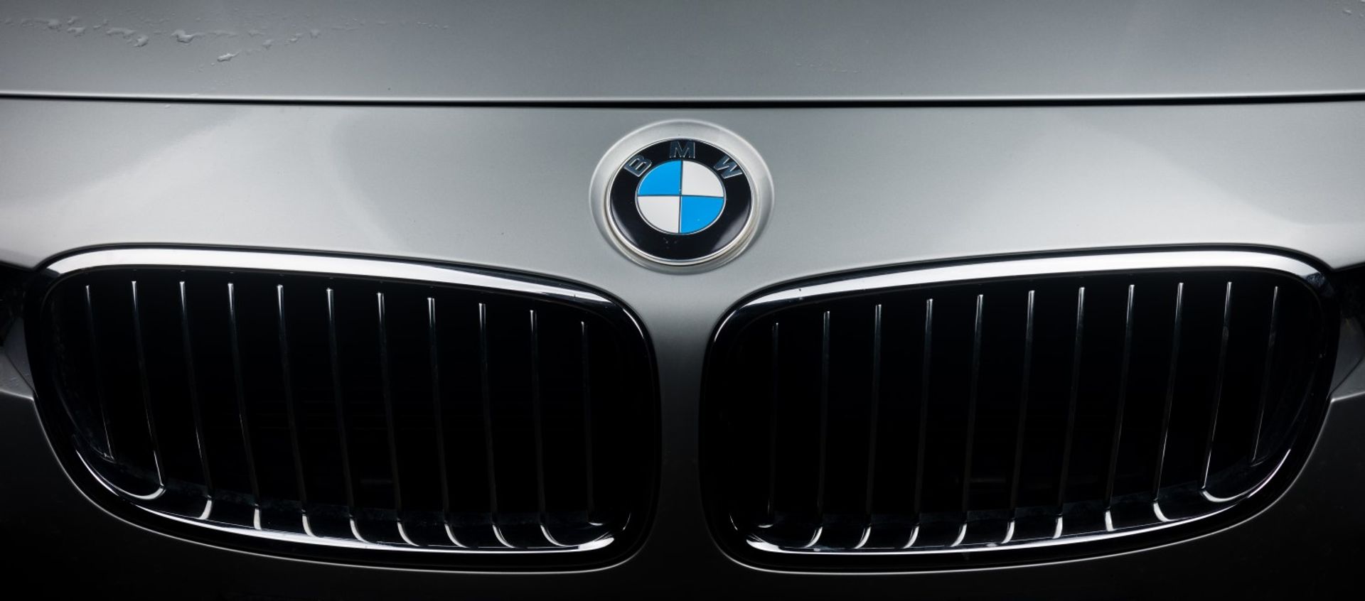 BMW Taps JPMorgan for First Onchain Programmable FX Payment