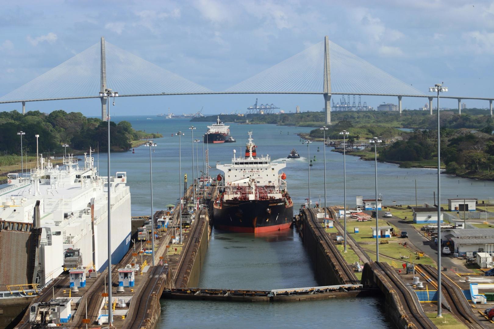Ships Could Pay Panama Canal Transit Fees in Bitcoin and Cut the Line, Panama City Mayor Muses