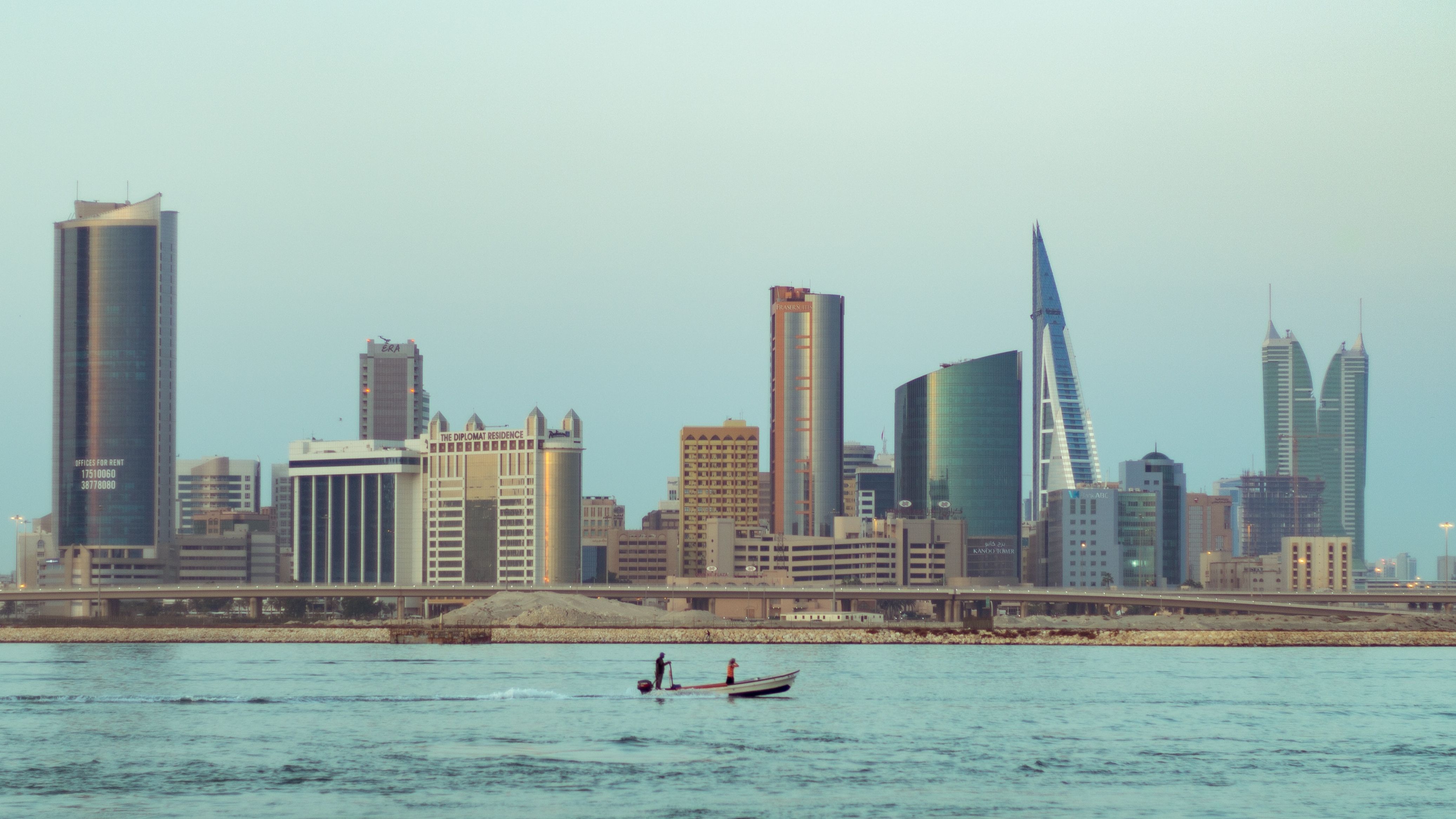 Digital Asset Platform With Ex-Goldman Partner as Co-Founder Gets Bahrain  Crypto License