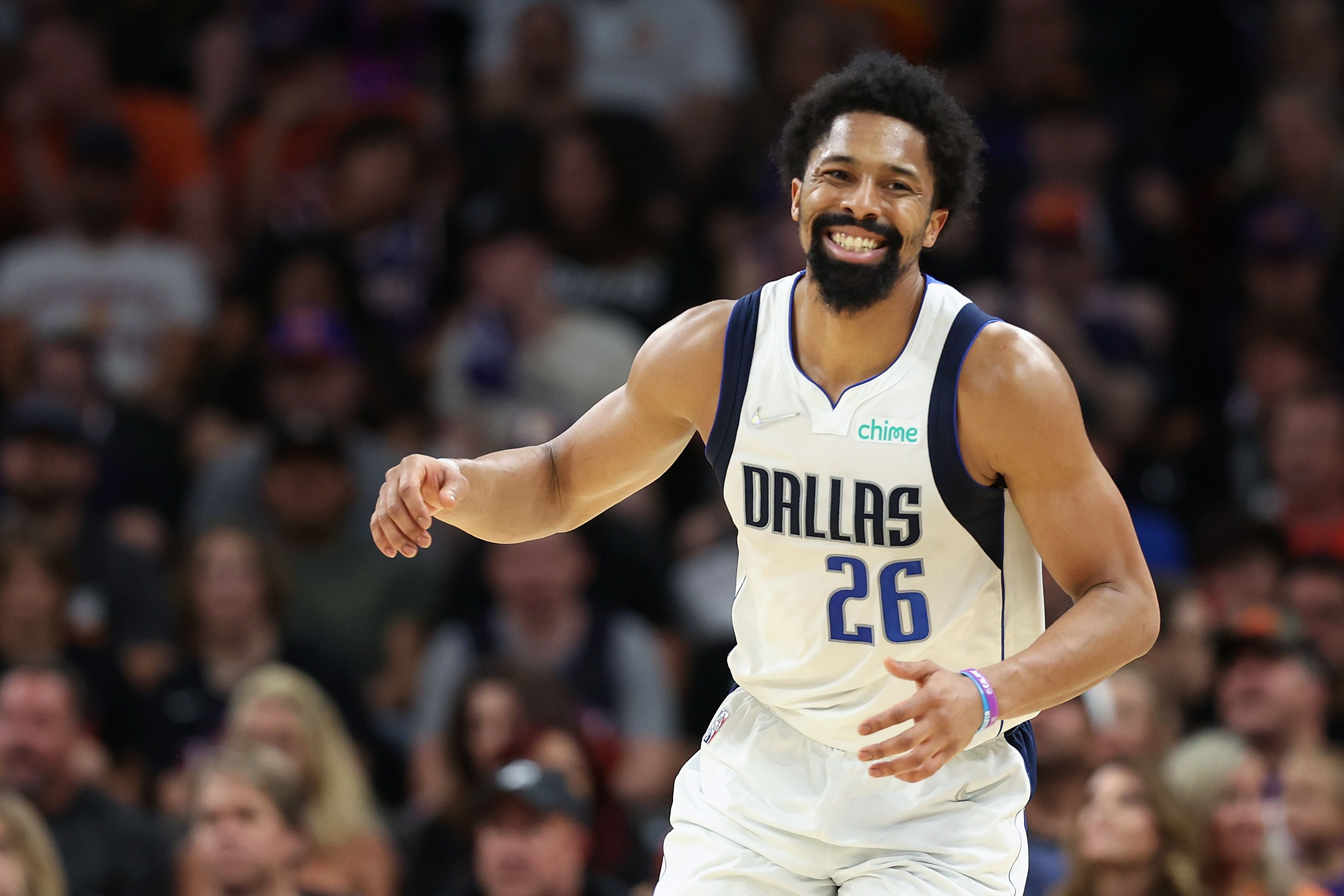 送料関税込み[361°]NBA選手Spencer Dinwiddie連携開発LAVA TEAM Spencer Dinwiddie 361° Sneakers – Hoops Sneakers