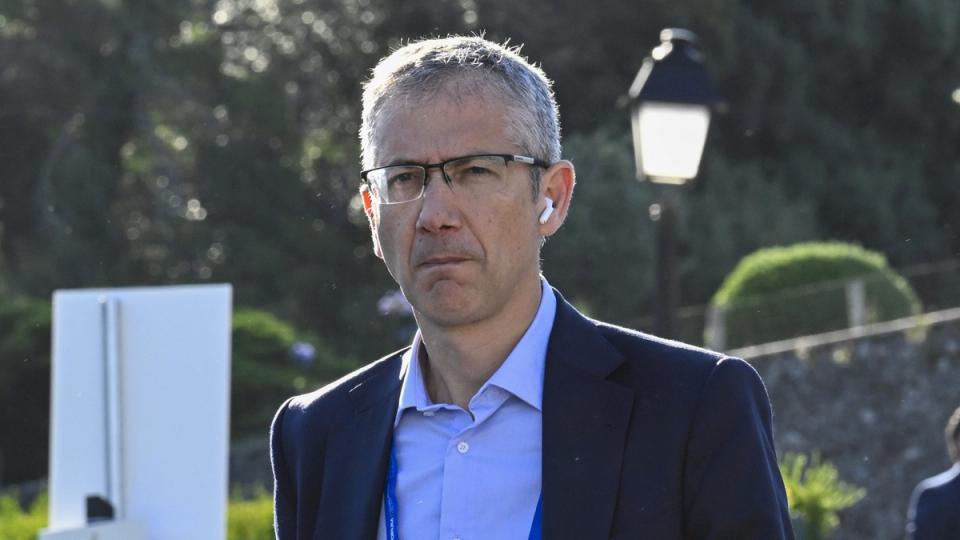 Xeerarka caalamiga ah ee stablecoin oo gaabiyay iyo digniinta BIS