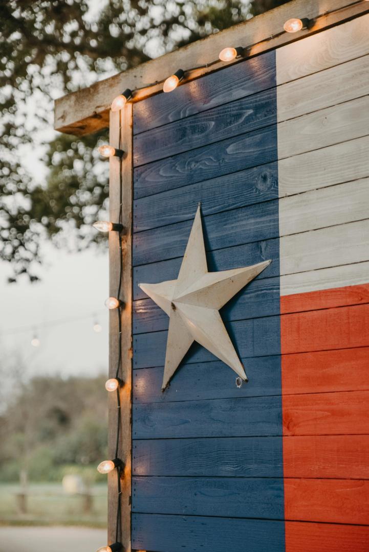 Texas Buys $5M in BTC ETF as States Edge Toward First Government Crypto Reserves