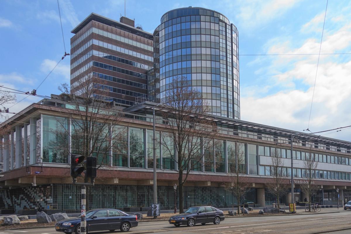 Dutch central bank grants Qivalis e-money license for MiCA-compliant.