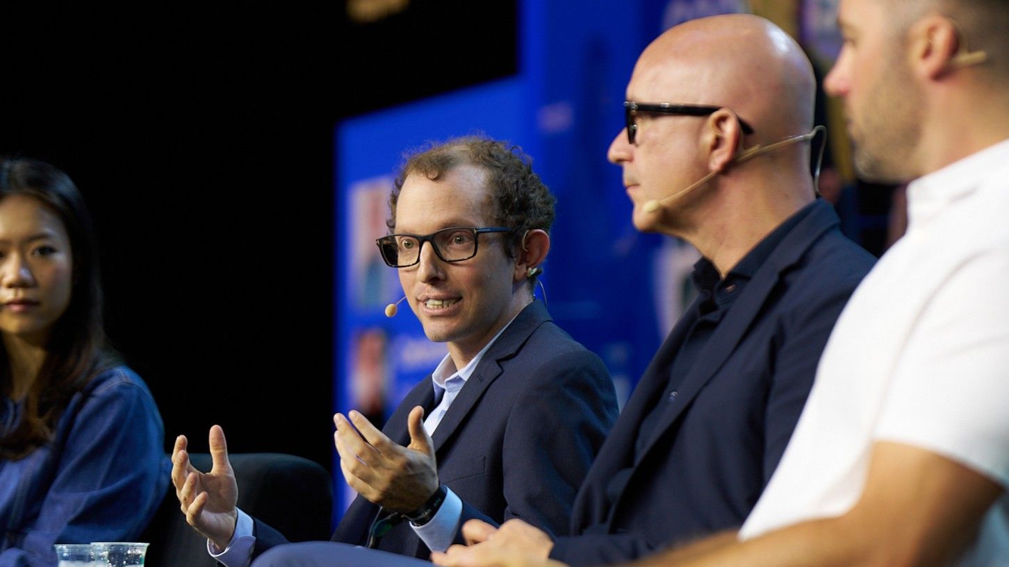 How DeFi Projects Handle Founder Departures and Governance Changes