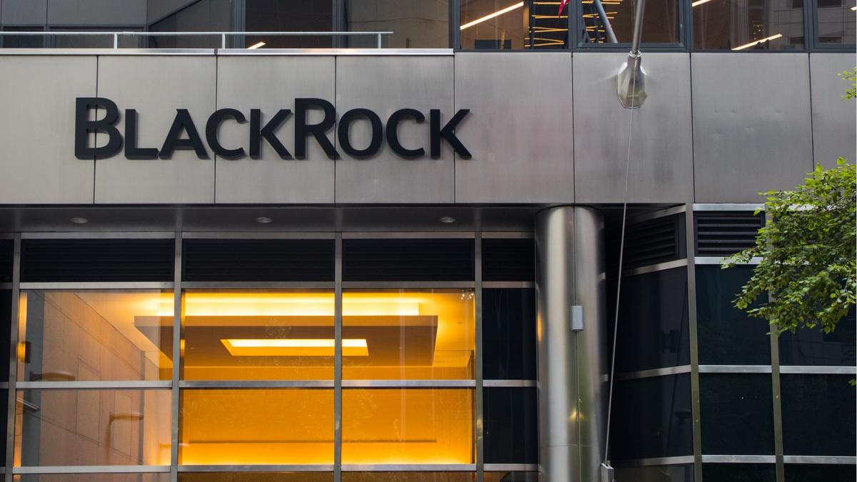 Bitcoin ETFs Record Largest Daily Inflow in a Month Driven Entirely by BlackRock