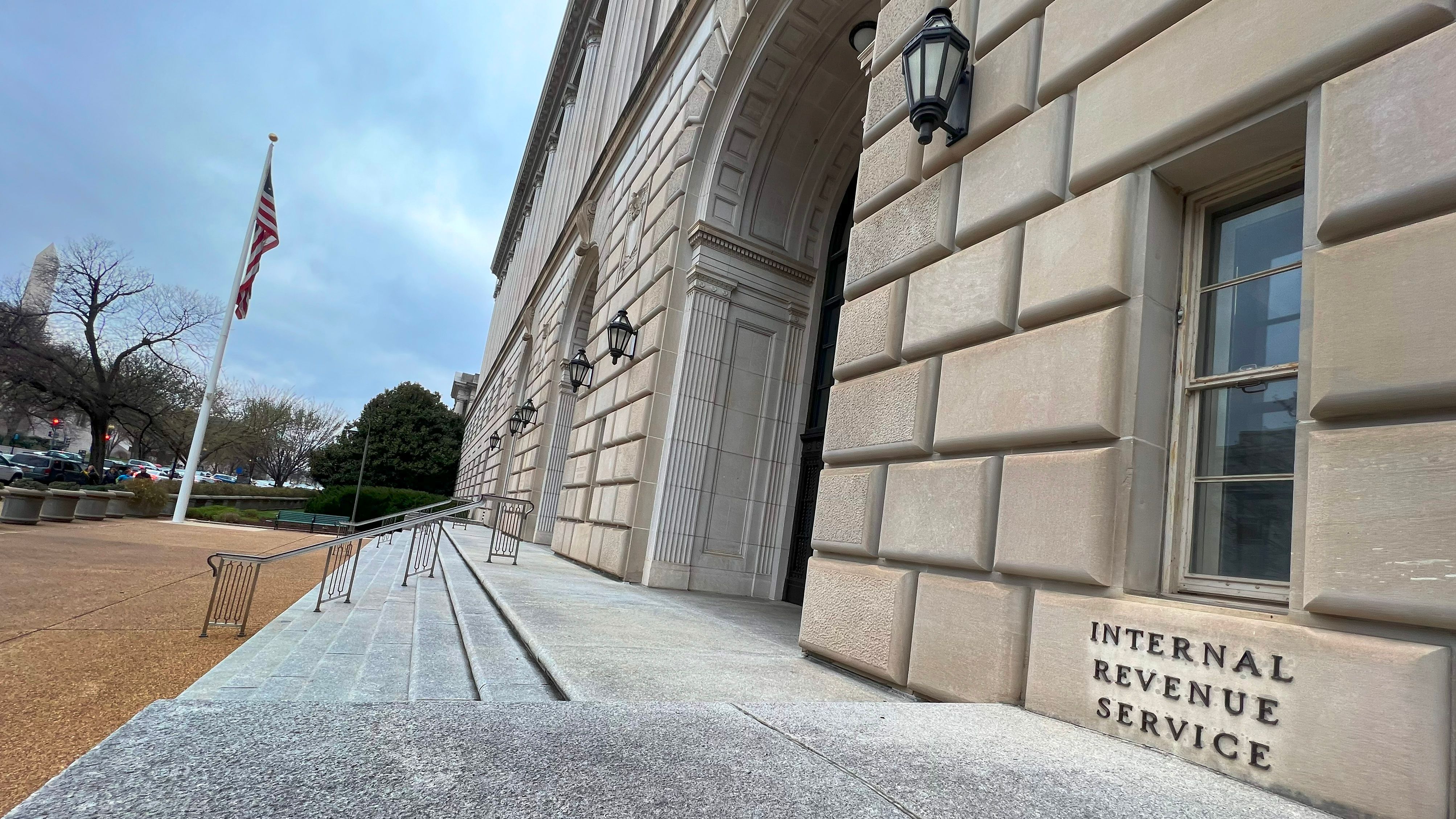 U.S. Senate Hearing on Crypto Taxes Reveals Headaches for Both Industry and  IRS