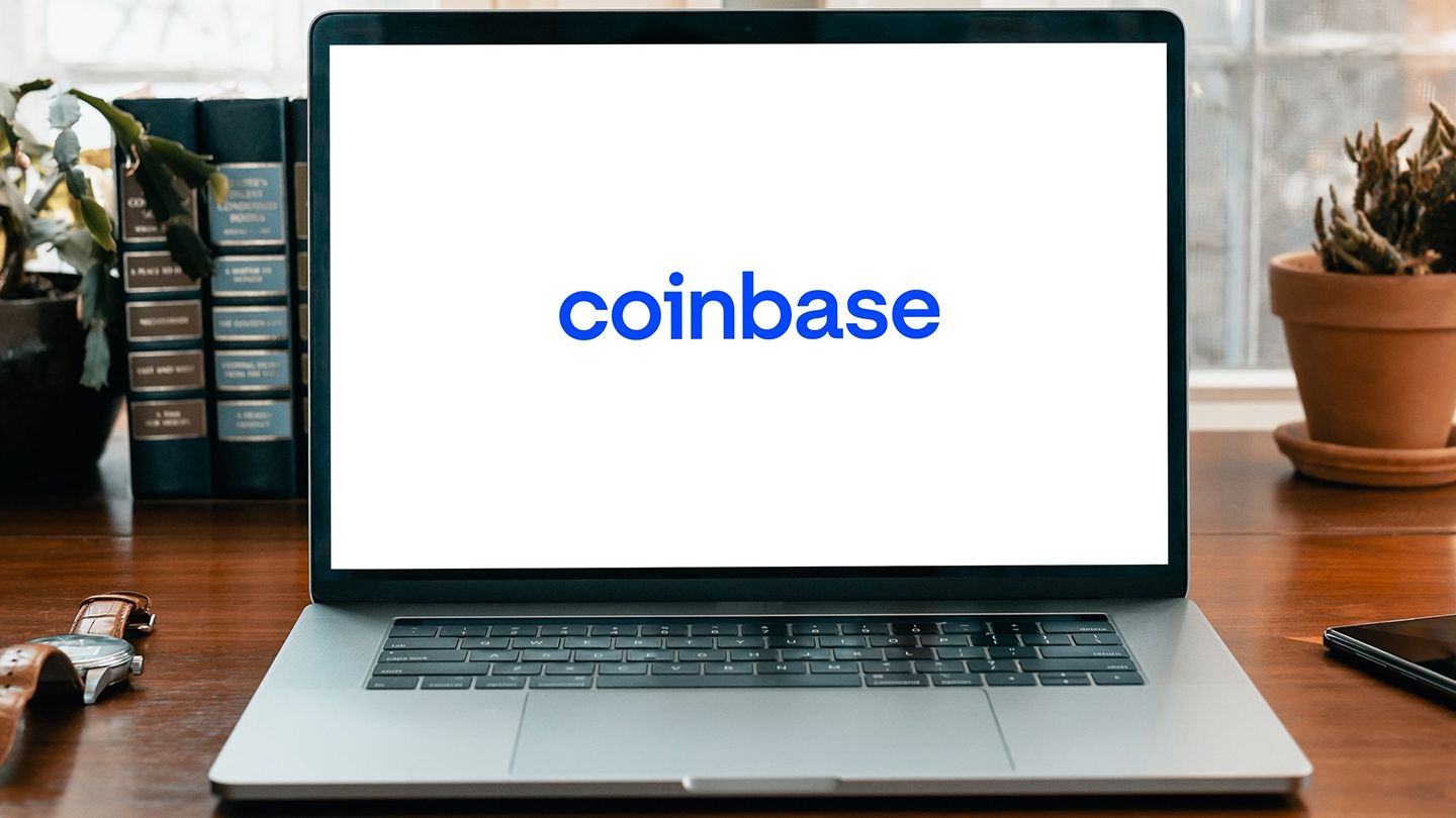 Coinbase Losses Expected to Narrow; Analysts Seek Details About International Exchange