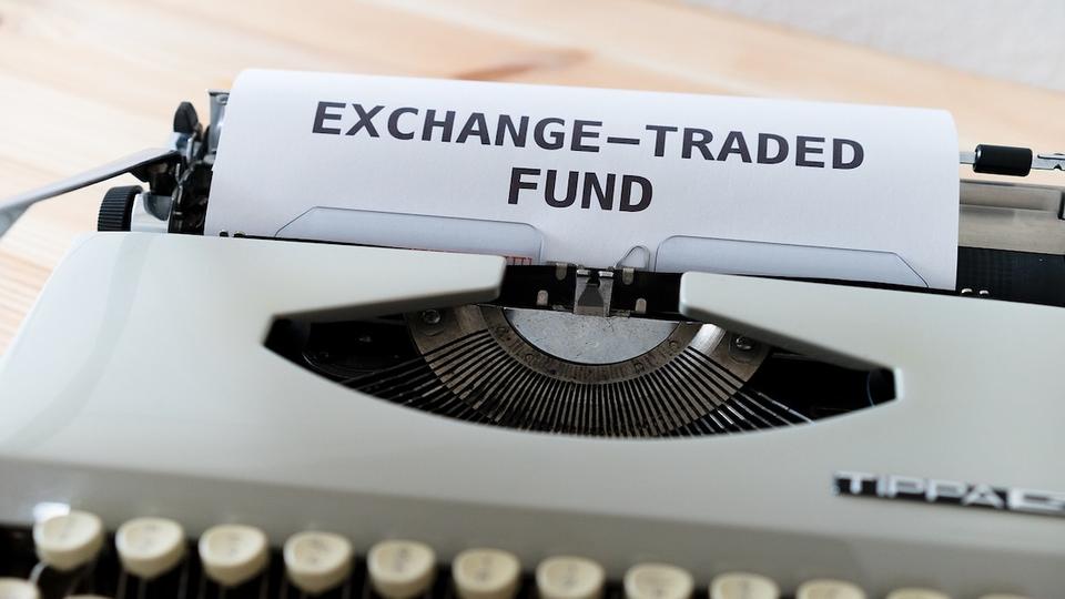 Ether ETFs Post Record $726M Daily Inflows as Analysts Signal ‘Deep ...