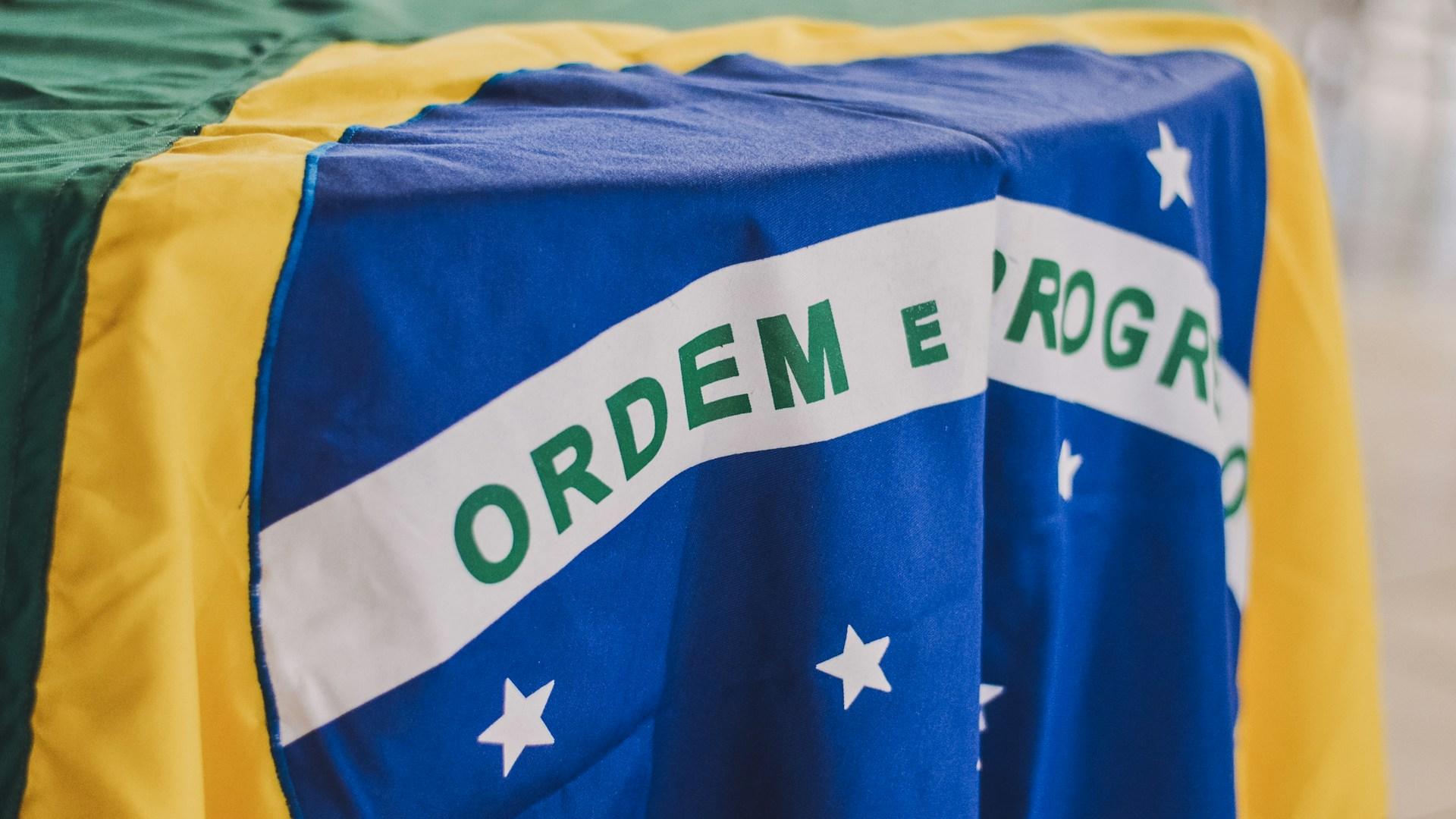 Brazil's central bank orders exchanges to delay large crypto transfers abroad