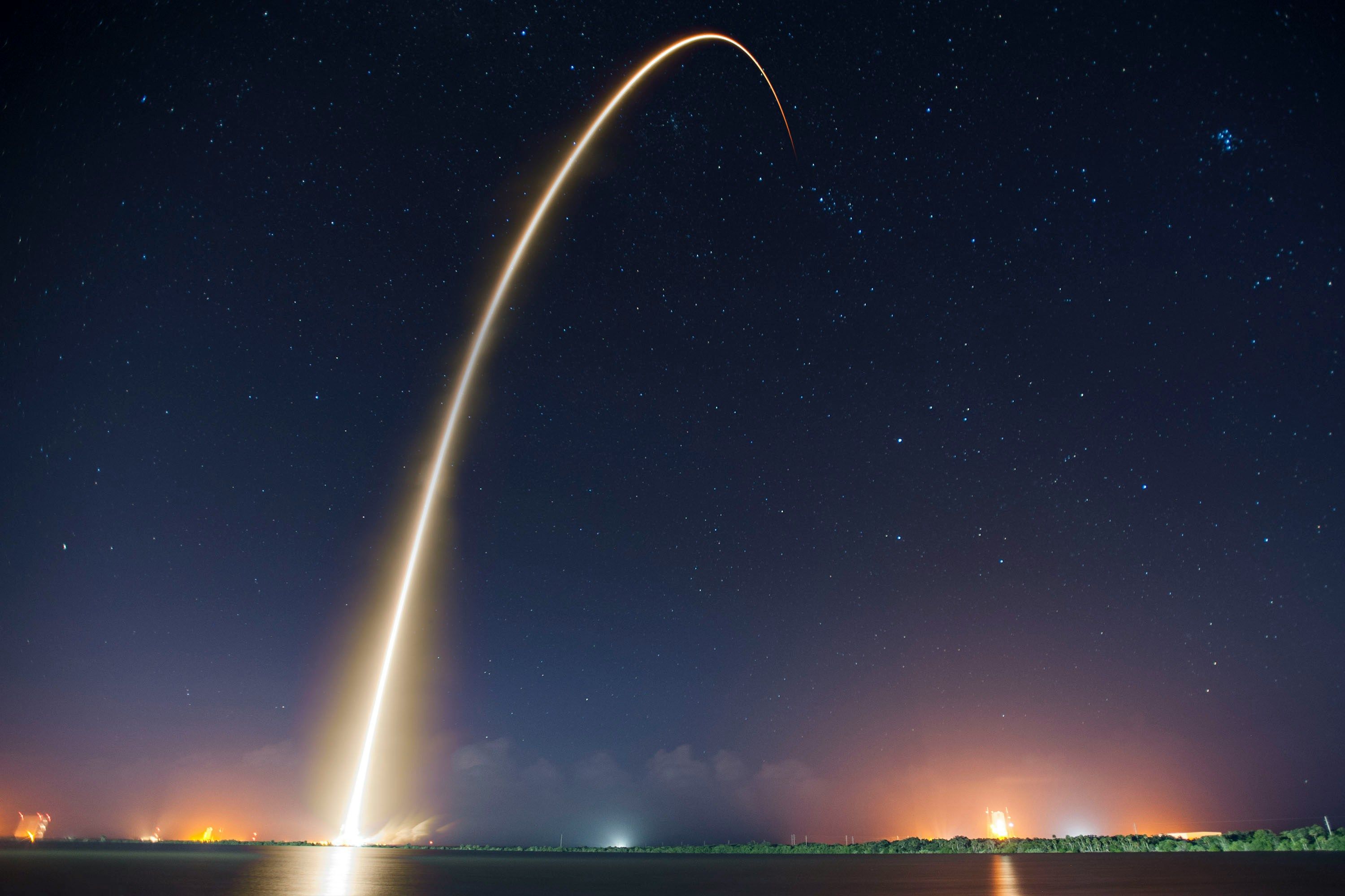 Tom Lee's Bitmine Surges 3,000% Since ETH Treasury Strategy, but Sharplink's Plunge Warrants Caution