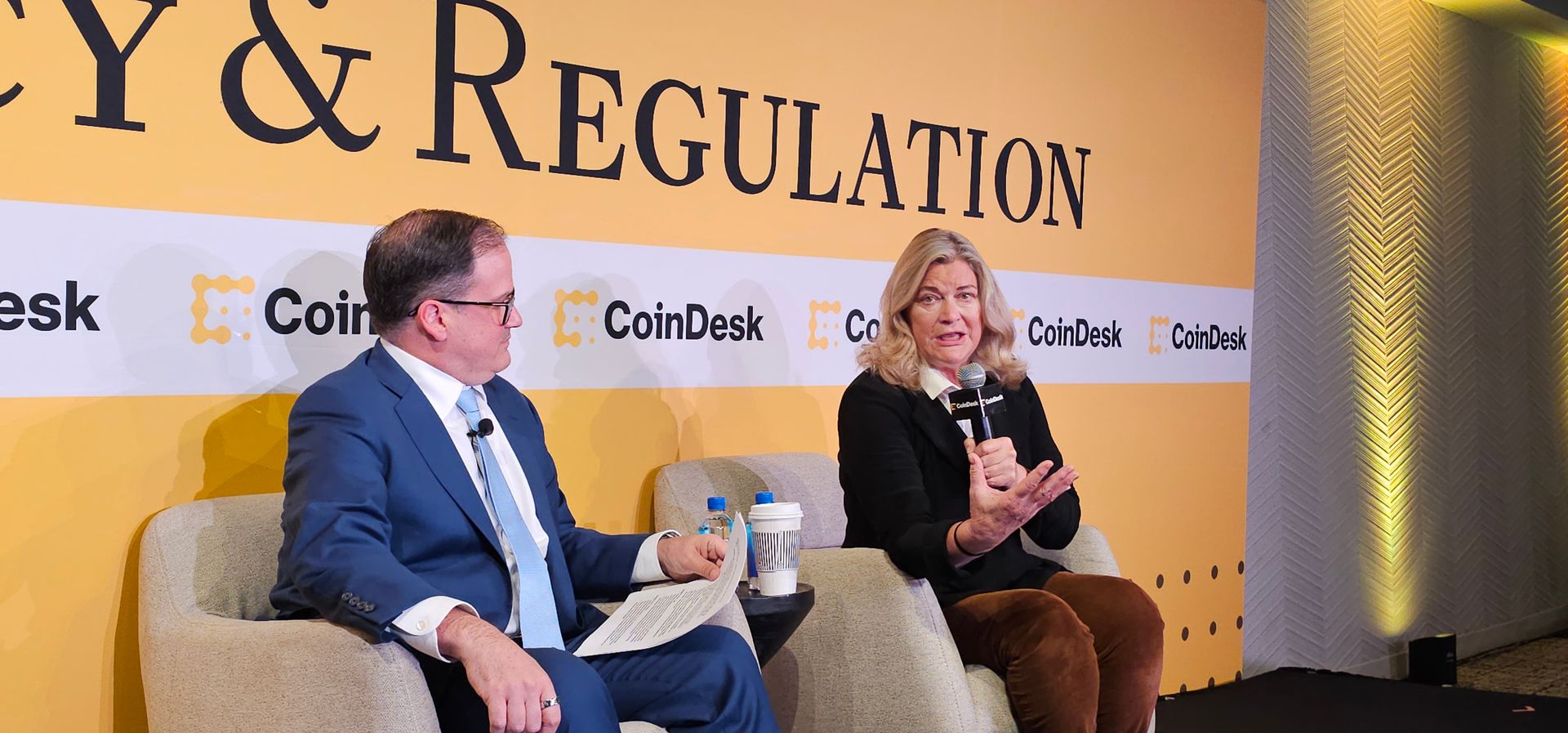 Democrats 'chose visceral hatred for' Donald Trump over crypto Clarity Act, Lummis says