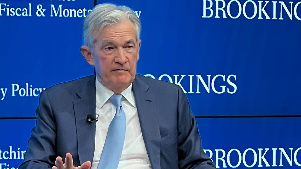 Fed Sees Just One Rate Cut This Year; Bitcoin Gives Up Session Gains