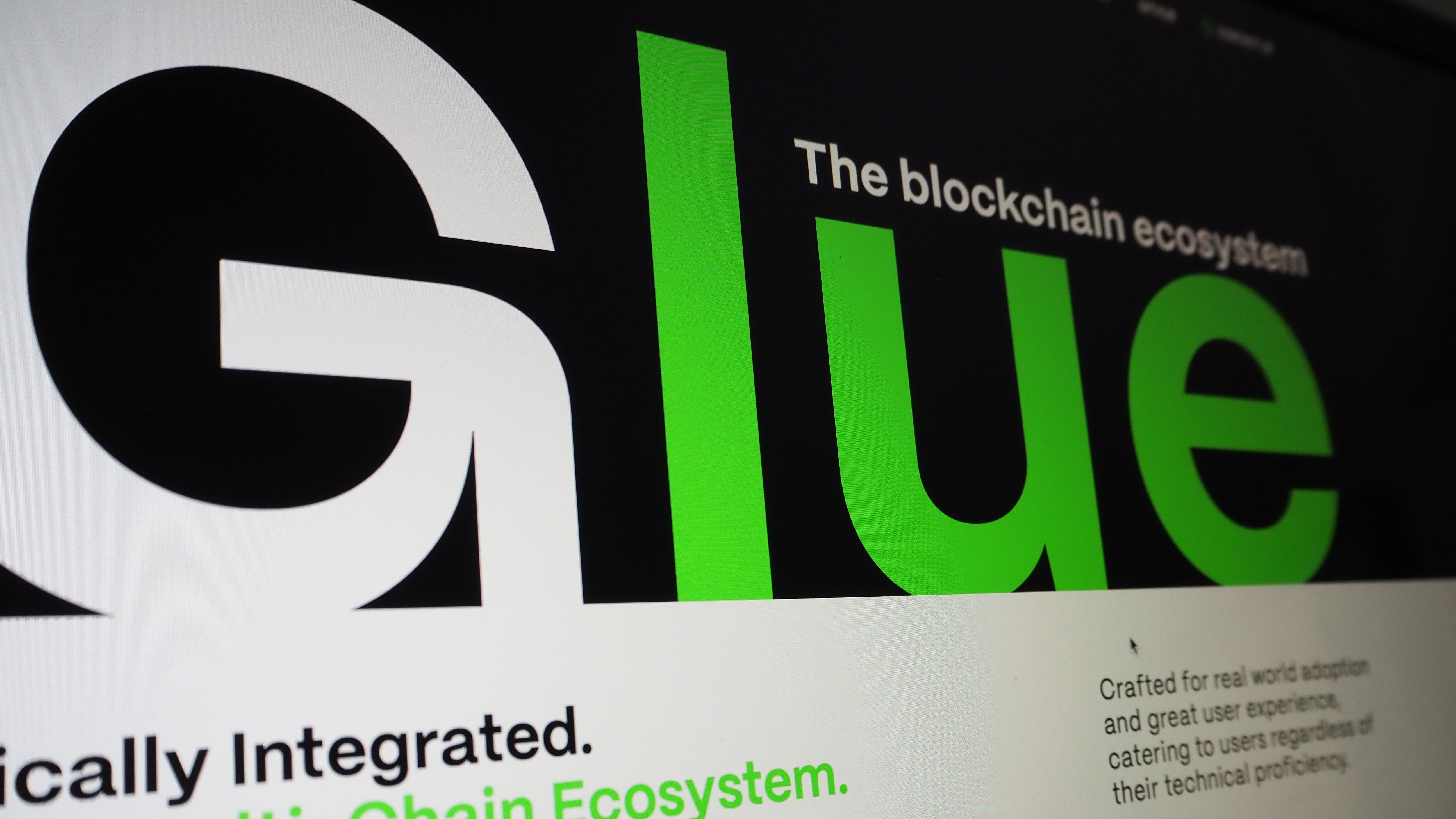 Crypto Sleuth Ogle Proposes Security-Centric 'Glue' Blockchain