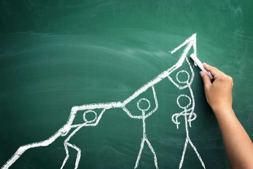 Industry leaders are pouring hundreds of millions into a rescue plan for Aave users after massive crypto hack