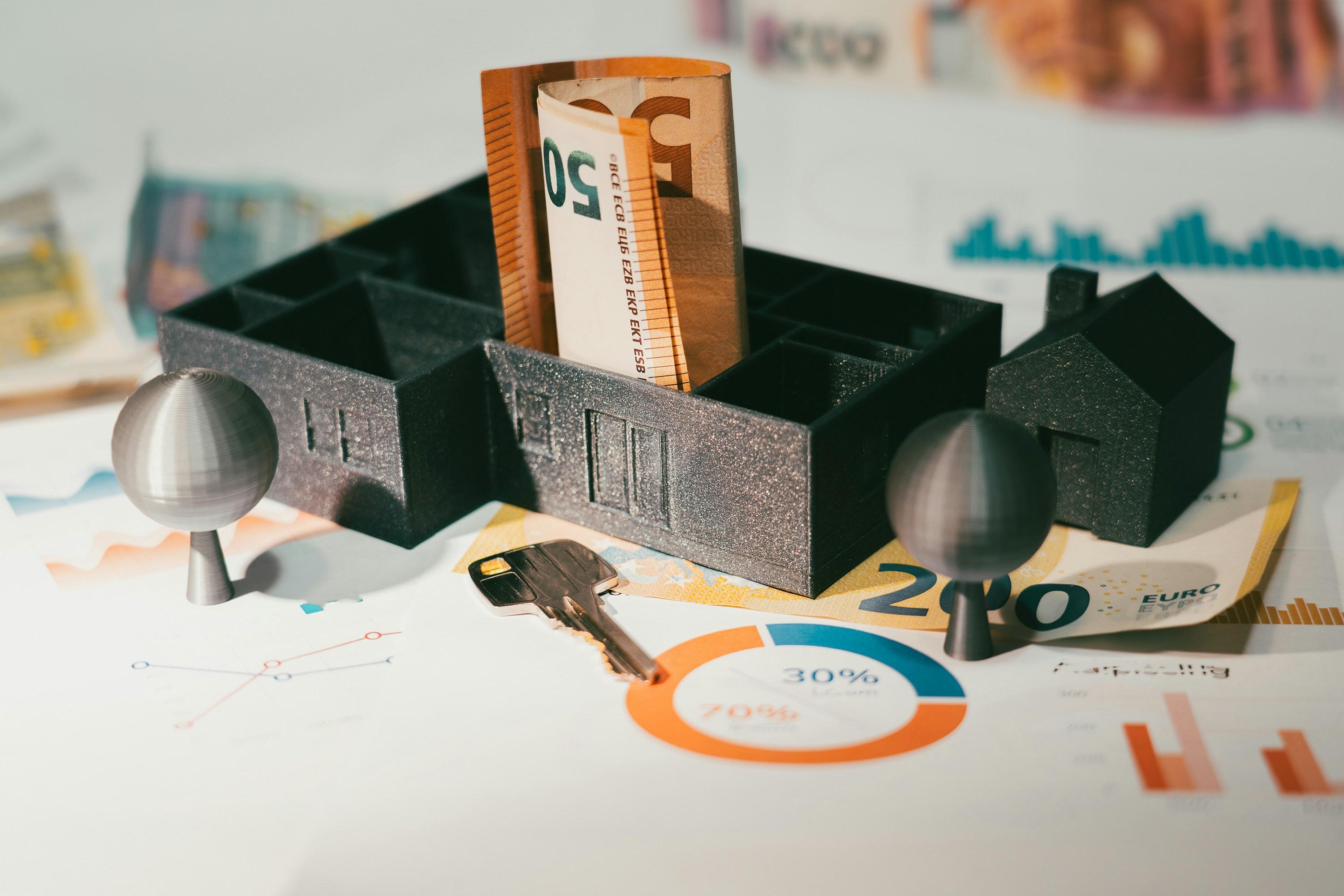 How Tokenized Mortgage Credit Works and What It Means for Small Investors