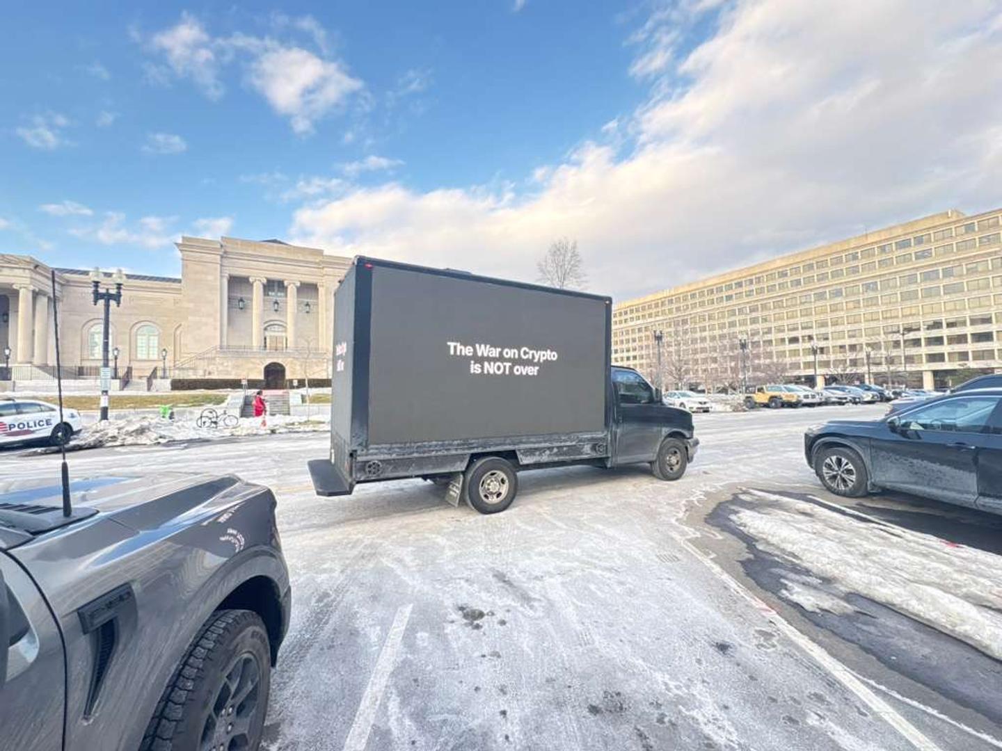 The chief of the SEC is headlining an event sponsored by a crypto firm at war with it