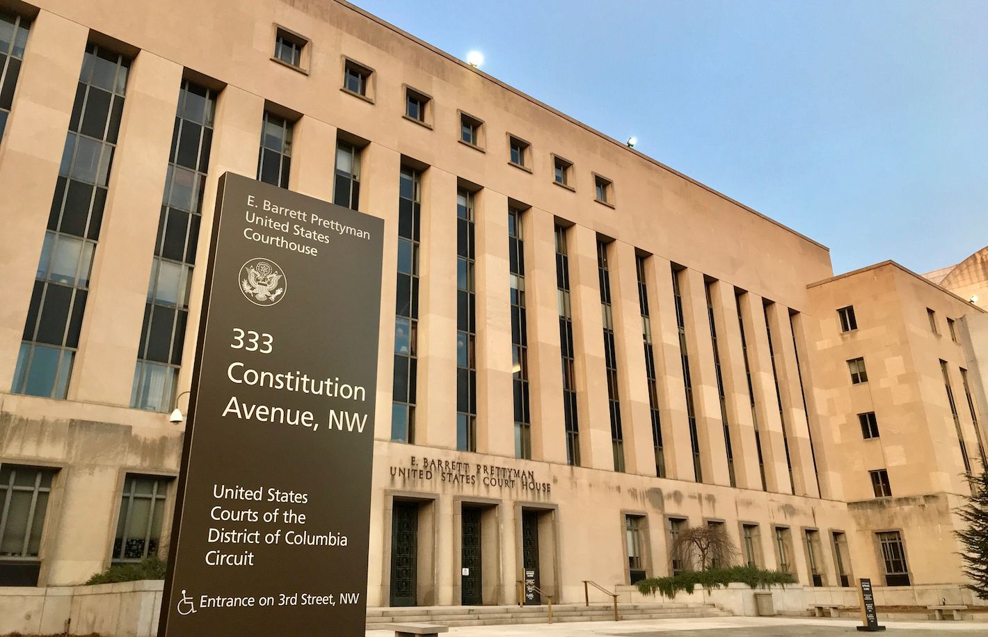 Les États-Unis accusent un ressortissant néerlandais d'avoir géré un ...