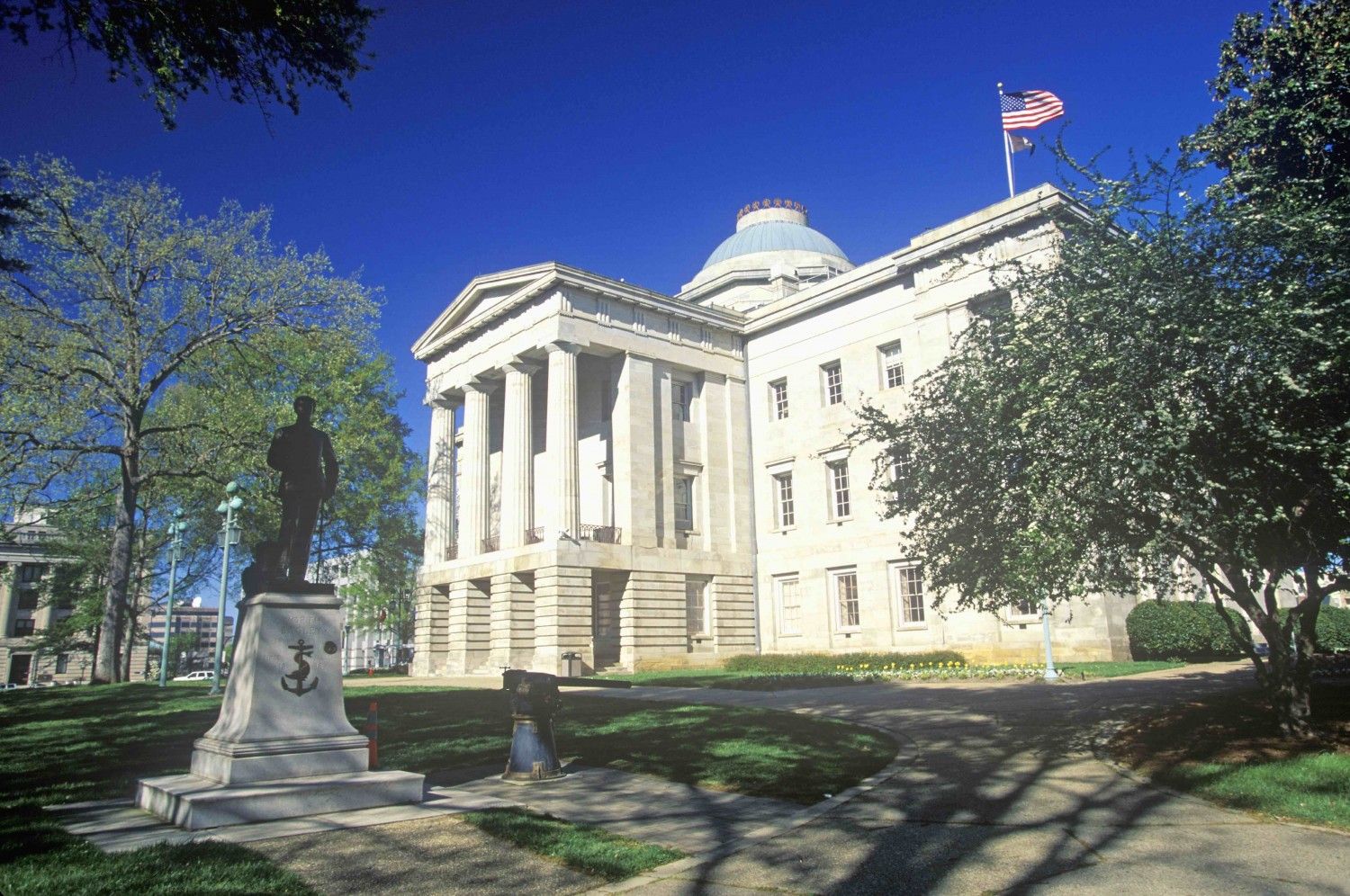 North Carolina Senate Approves Bitcoin Bill