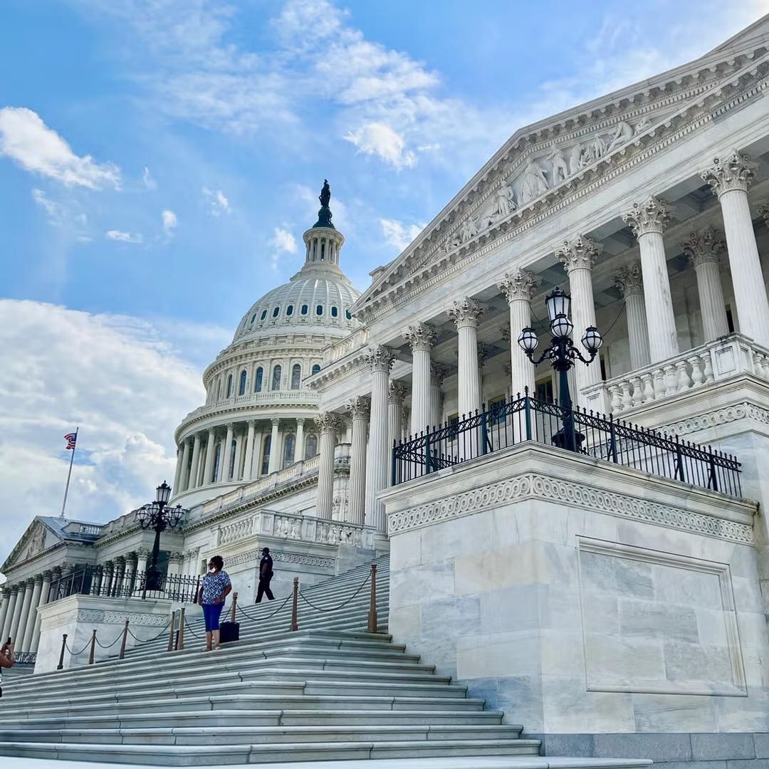 Demócratas del Senado que buscan una llamada del viernes con la industria criptográfica en la factura de la estructura del mercado - BitRSS | Related Crypto Article