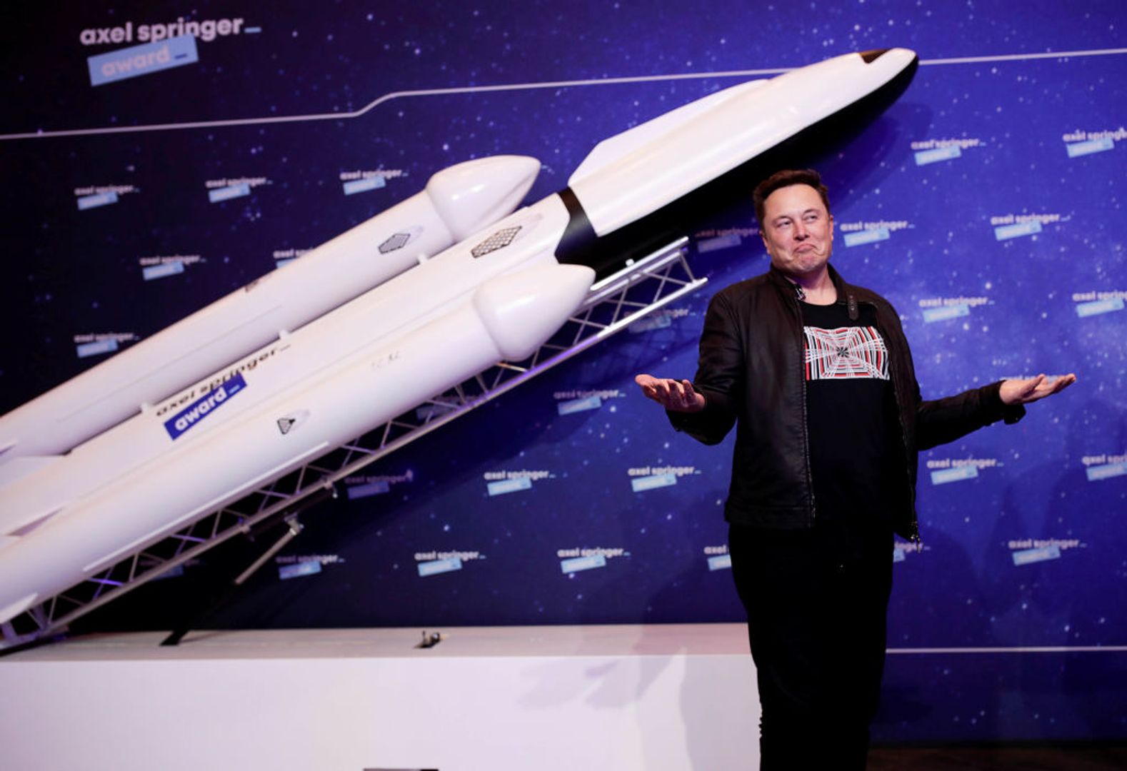 Live markets: Bitcoin falls below $66,000 as SpaceX rallies on Cursor agreement
