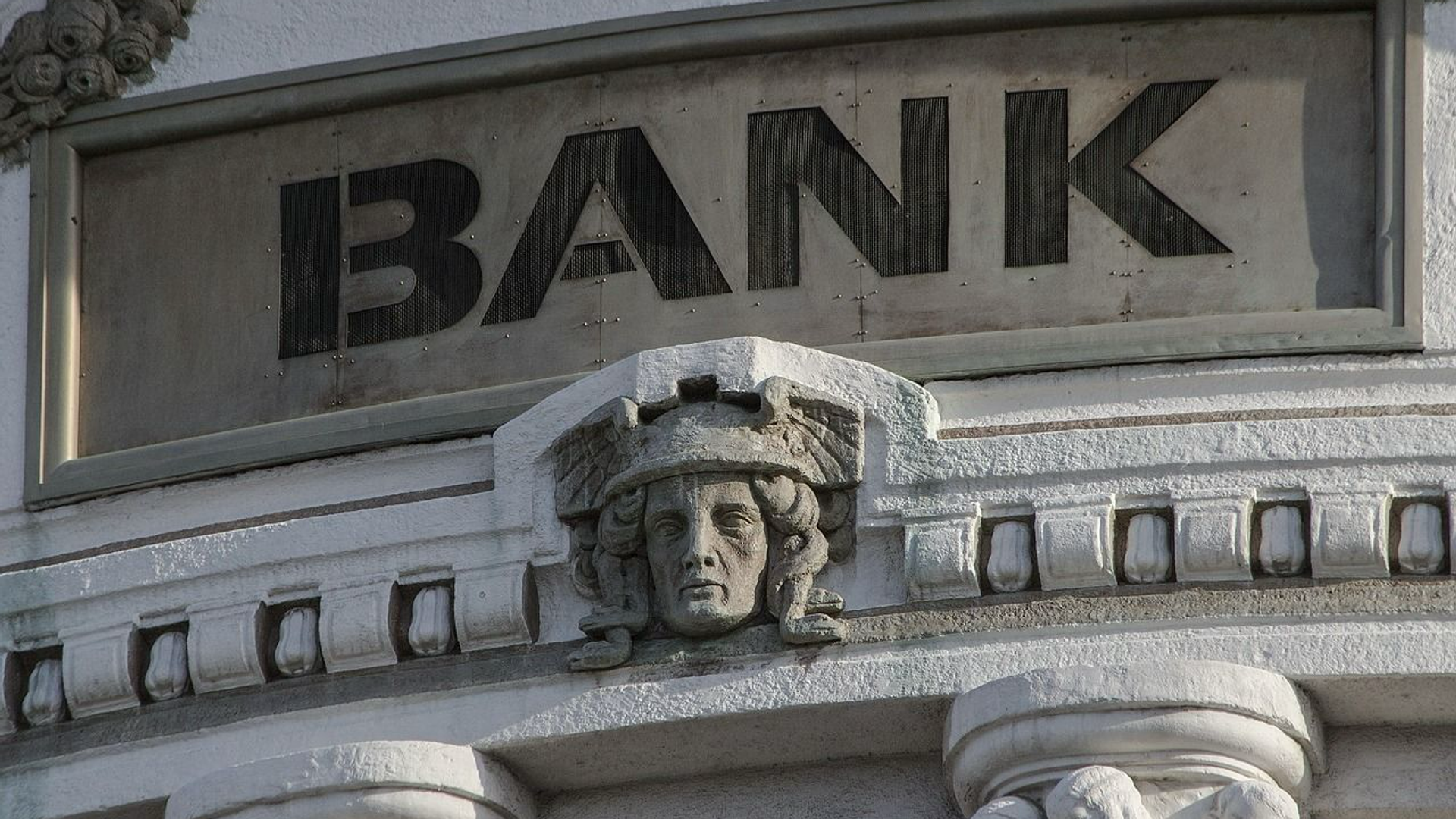 Major U.S. Banks Mull Jointly Launching Stablecoin: WSJ Major U.S. Banks Mull Jointly Launching Stablecoin: WSJ