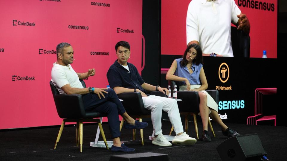 Crypto wallets are being rebuilt for AI agents, Trust Wallet and Mesh executives say at Consensus Miami Crypto wallets are being rebuilt for AI agents, Trust Wallet and Mesh executives say at Consensus Miami