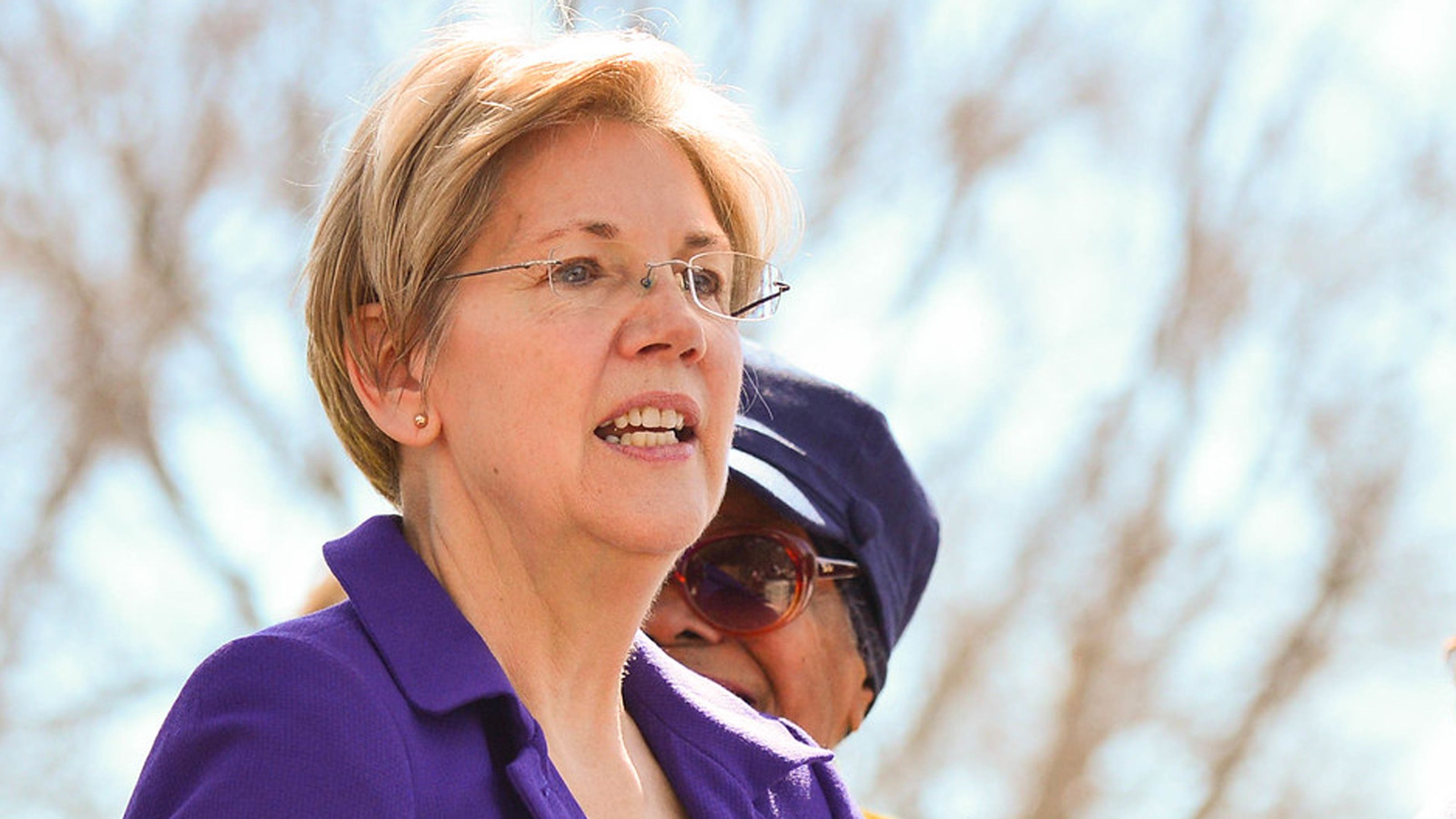 Elizabeth Warren Pushes Back at Blockchain Lobbying Efforts